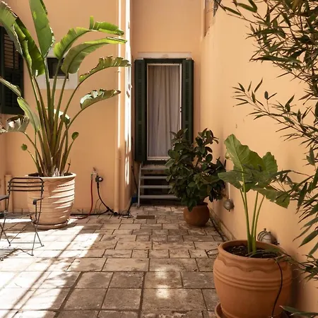 Apartment The Corcyraean Luxury Seafront House & Yard Corfu (city)